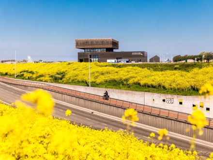 Nieuwbouw circulaire centrale het Swettehûs
