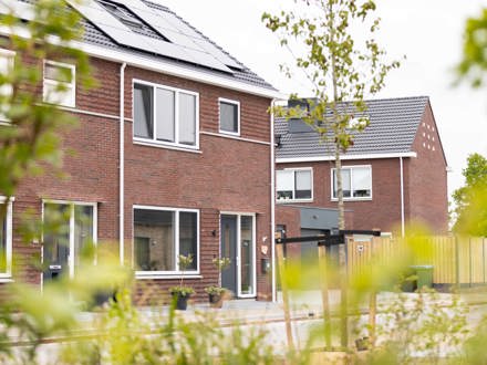 Sloop- en nieuwbouw 13 woningen, Middelstum